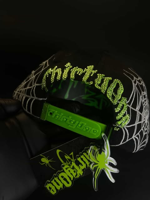 31 Hats ARACHNOPHOBIA